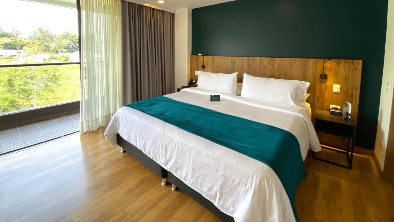 Hotel Lagoon Rionegro Buitenkant foto